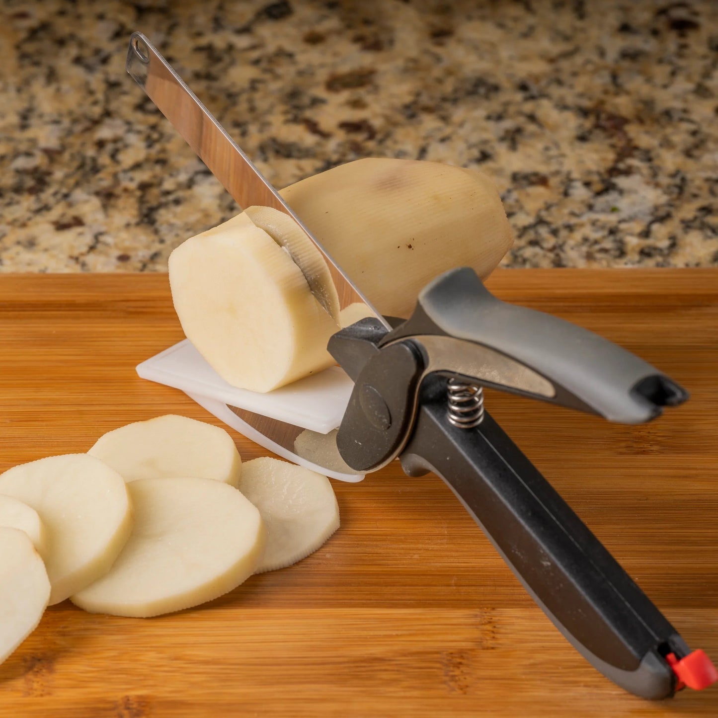 Revolutionary 5-in-1 Kitchen Scissors: Chop Veggies, Meat & More in Seconds | Free Peeler set